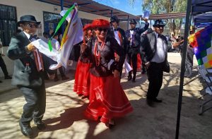 Conmemoran Día de los Patrimonios en Huara y Chusmiza